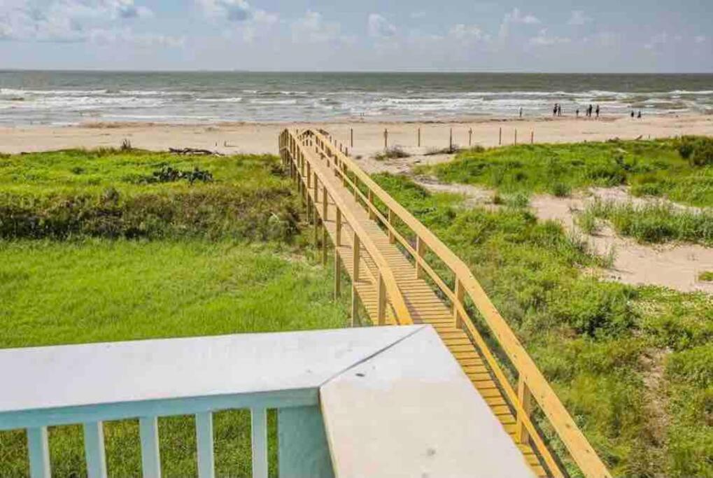 Beachfront Retreat! 3 Steps To Walkover! Surfside Beach Zewnętrze zdjęcie
